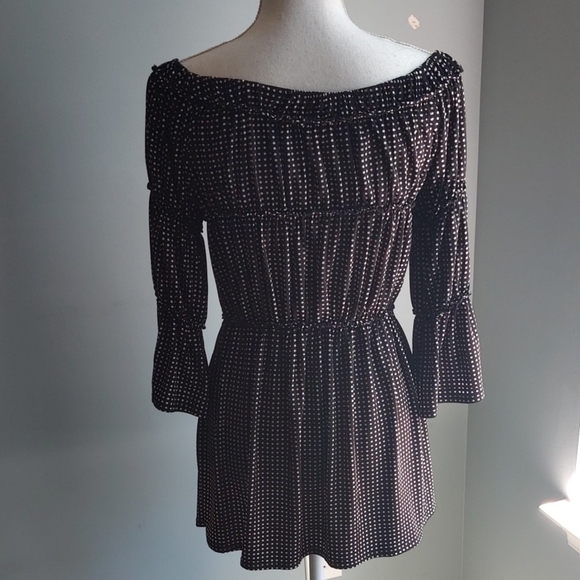 Max Studio fitted polka dot knit top - Picture 3 of 4